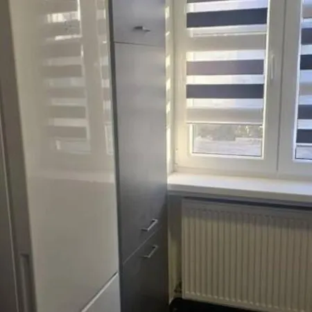 Schoene Vollausgestattete Gaestewohnung Direkt In Der Gartenstadt Und Naehe Geiseltalsee 2402 *
