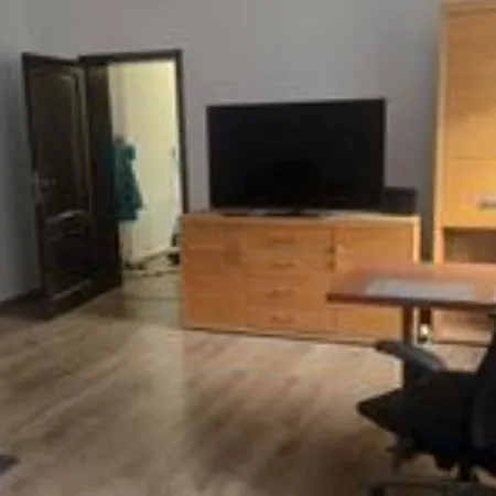 דירה Schoene Vollausgestattete Gaestewohnung Direkt In Der Gartenstadt Und Naehe Geiseltalsee 2402